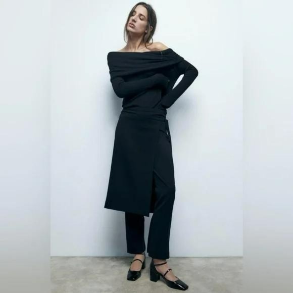 ZARA BUCKLED BLOCK HEEL SHOES - Picture 1 of 8